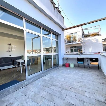 Your Apartments In Navigli District ミラノ エクステリア 写真