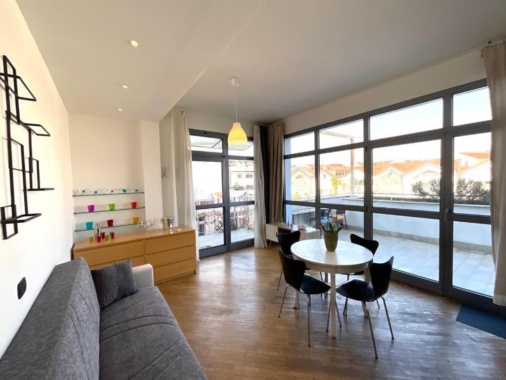 Your Apartments In Navigli District ミラノ エクステリア 写真